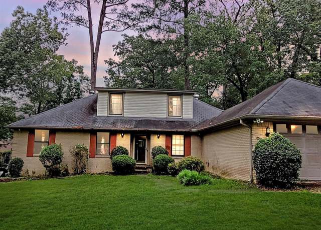 Property at 9 Apple Tree Cir, Little Rock, AR, 4 beds, 3.5 baths