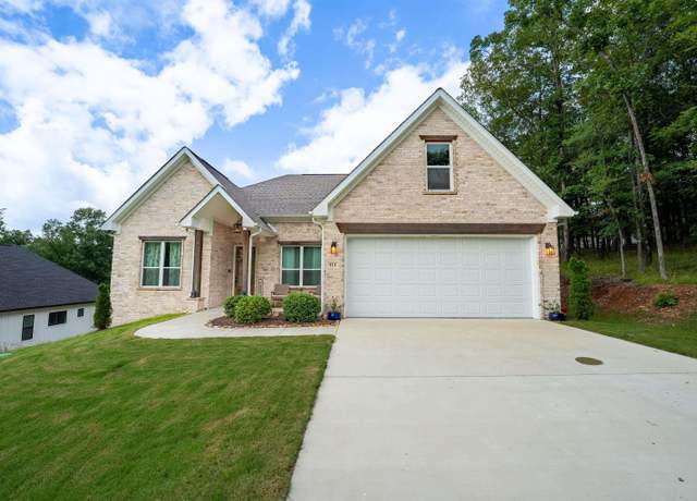 Property at 114 Cherry Hill Dr, AR 71913, 5 beds, 2.5 baths