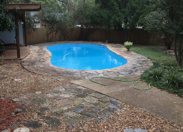 Property at 1412 S Kingswood Way, Mountain Home, AR 72653, 3 beds, 2 baths