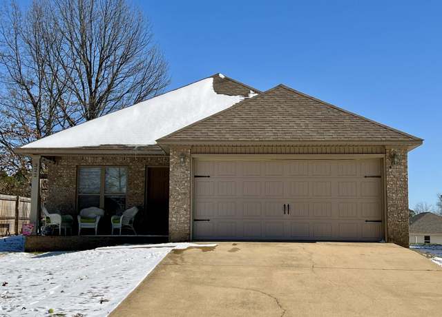 Property at 322 W School St, AR 72417, 3 beds, 2 baths