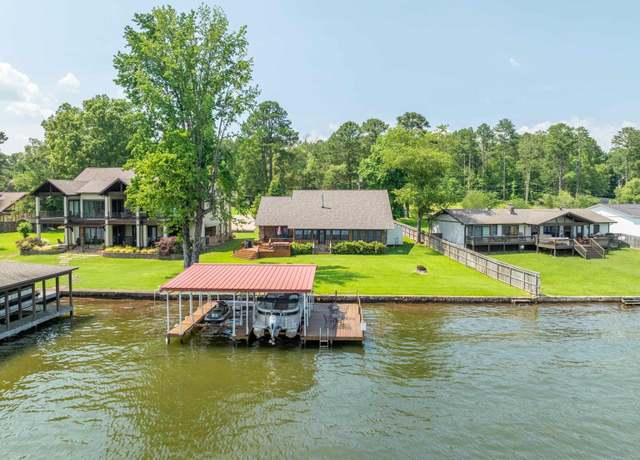 Property at 513 Kirschwood Dr, Hot Springs, AR 71913, 3 beds, 2 baths