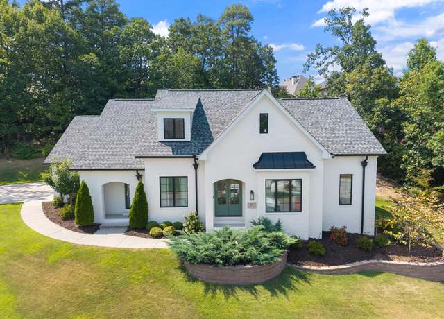 Property at 106 Chelle Ln, Little Rock, AR 72223, 4 beds, 3 baths