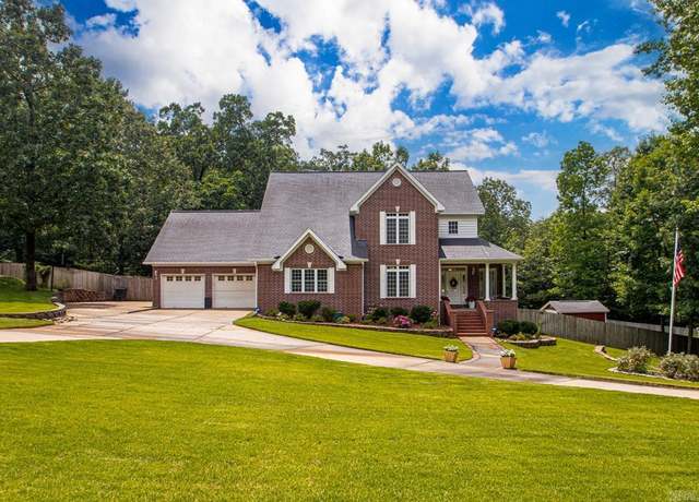 Property at 2215 Charles Pl, Benton, AR 72019, 4 beds, 3 baths