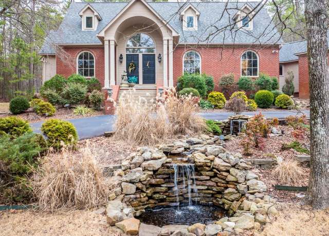 Property at 7107 Ferndale Cut Off Rd, Little Rock, AR 72223, 4 beds, 3.5 baths