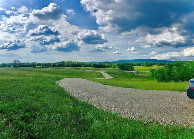 Property at 110 Duncan Ln, Story, AR 71970