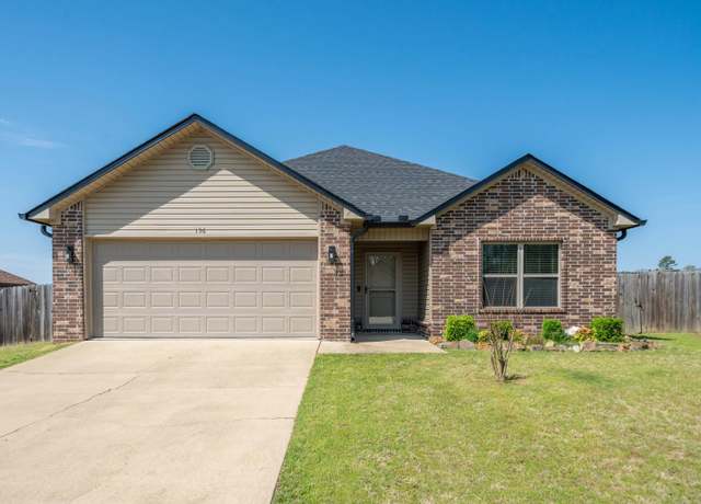 Property at 156 Cambridge Dr, AR 71793, 3 beds, 2 baths