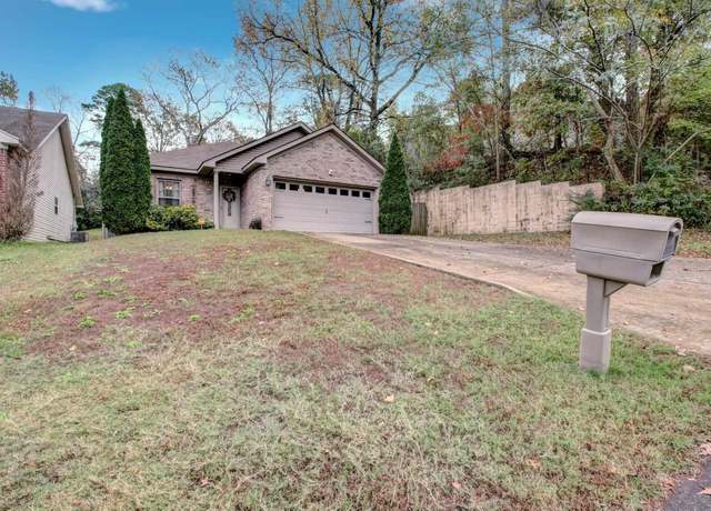 Property at 2911 Holt St, Little Rock, AR 72204, 3 beds, 2 baths