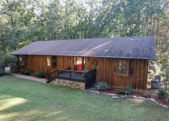 Property at 165 Sunset Country Ln, Lonoke, AR 72086, 4 beds, 2 baths