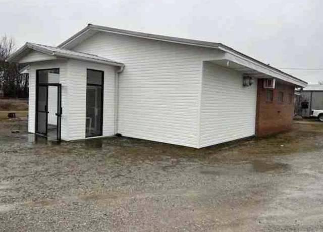 Property at 5008 E Nettleton, Jonesboro, AR 72401, 1 bath