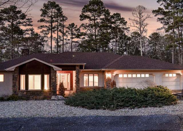 Property at 2 Resplandor Pl, Hot Springs Village, AR 71909, 4 beds, 3 baths