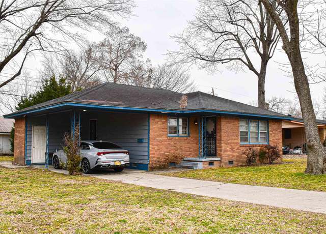 Property at 300 Scott, Blytheville, AR 72315, 3 beds, 2 baths