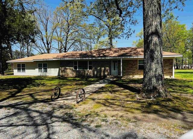 Property at 8227 Sulphur Springs Rd, Pine Bluff, AR 71603, 3 beds, 2 baths