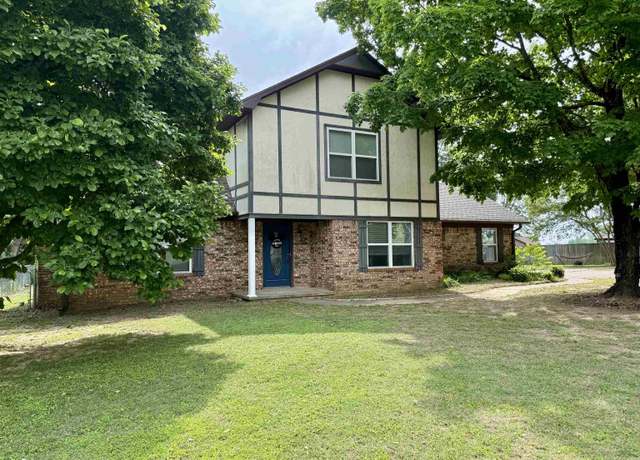Property at 7 Franklin Cir, Searcy, AR 72143, 3 beds, 3 baths