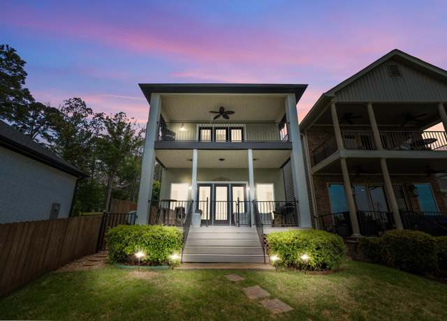 Property at 125 Eagle View Pt, Hot Springs, AR 71913, 2 beds, 3 baths