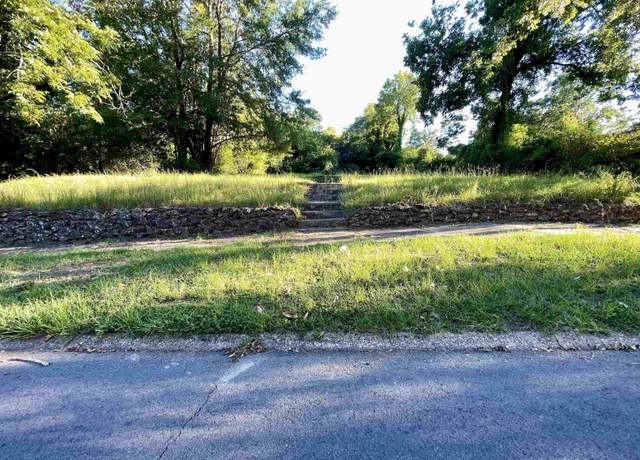 Property at 429 Maple St, Camden, AR 71701