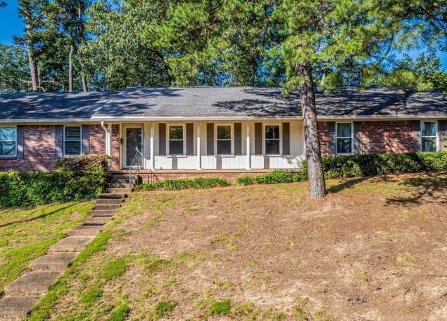Property at 2501 Millbrook Rd, Little Rock, AR 72227, 3 beds, 2.5 baths