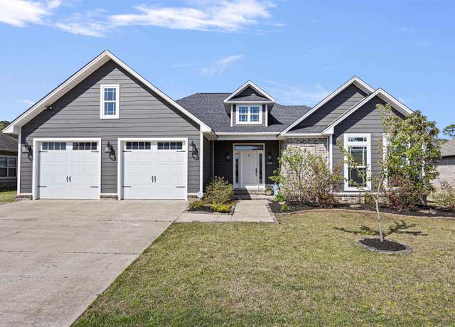 Property at 205 Promenade Cir, Russellville, AR 72802, 4 beds, 3 baths