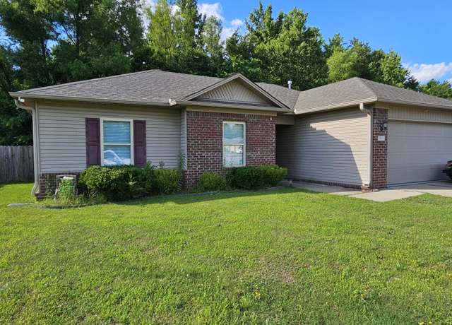 Property at 216 Plum Dr, Austin, AR 72023, 3 beds, 2 baths
