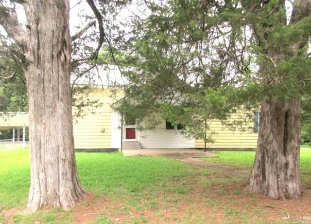 Property at 223 W Clearwater Dr, Sheridan, AR 72150, 3 beds, 2 baths