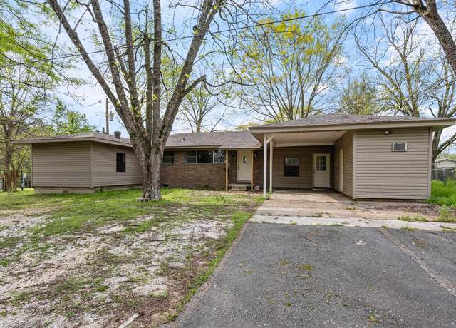 Property at 407 E Holly St, Sheridan, AR 72150, 3 beds, 2.5 baths