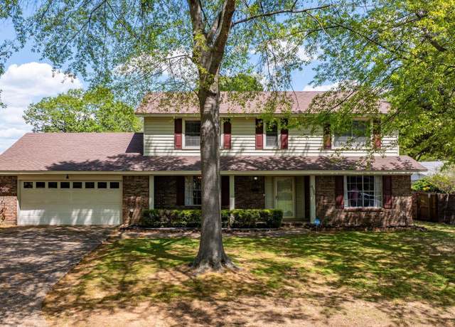 Property at 1017 Cherry Hill Dr, North Little Rock, AR 72116, 4 beds, 2.5 baths