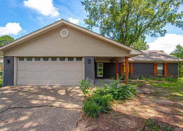 Property at 15 Covewood, Conway, AR, 4 beds, 3 baths
