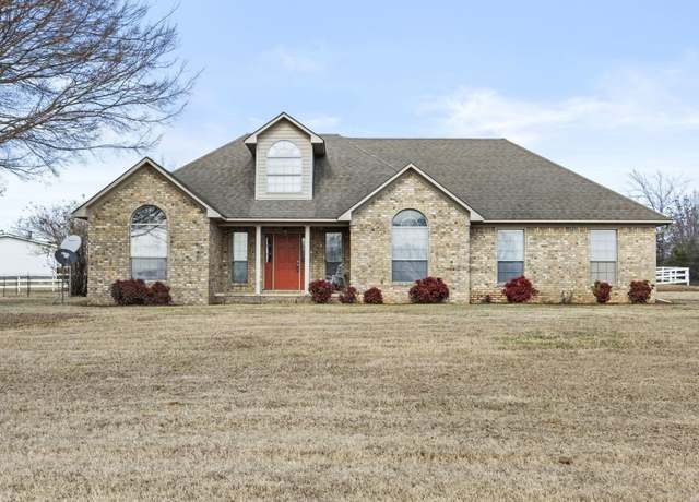Property at 103 Bloodworth Rd, Searcy, AR 72143, 3 beds, 2 baths