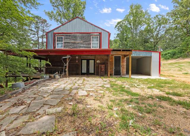 Property at 7915 Rolling Manor Dr, Benton, AR 72019, 2 beds, 2.5 baths