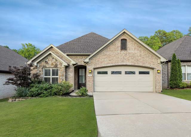 Property at 21 Piper Ln, Little Rock, AR 72223, 3 beds, 2 baths