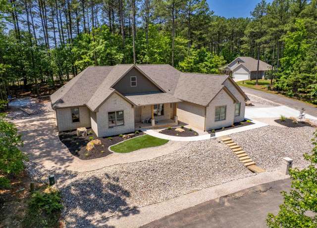 Property at 39 Panorama Dr, Hot Springs Village, AR 71909, 4 beds, 2.5 baths