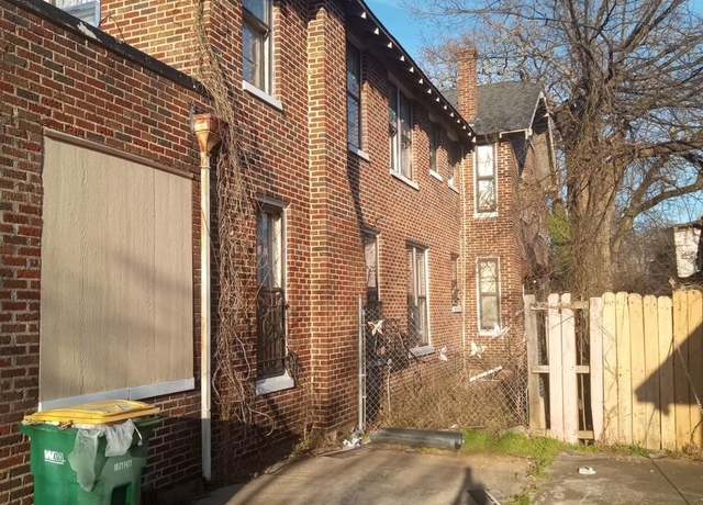 Property at 2405 S Battery St, Little Rock, AR 72206, 8 beds