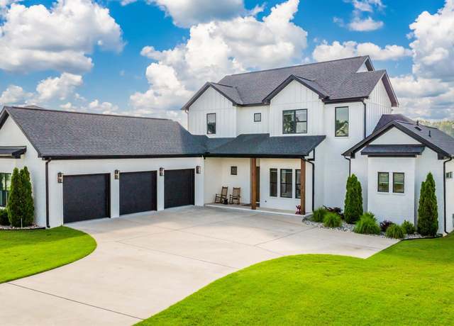 Property at 7418 Lake Point Cir, Benton, AR 72019, 5 beds, 5.5 baths