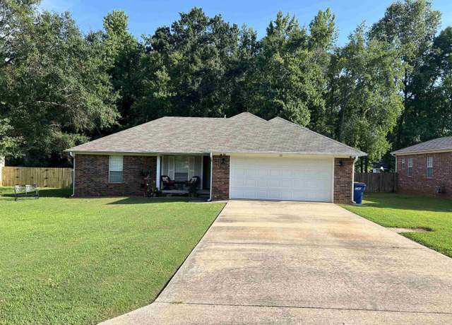 Property at 26 W Plaza Blvd, Cabot, AR 72023, 3 beds, 2 baths