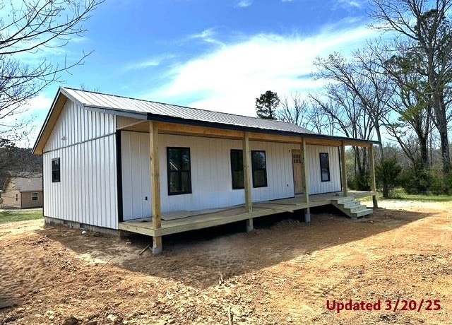 Property at 605 Frances Cv, Mountain View, AR 72560, 3 beds, 2 baths