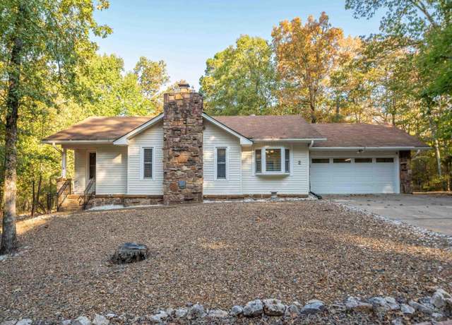 Property at 2 Pola Ln, Hot Springs Village, AR 71909, 3 beds, 2 baths