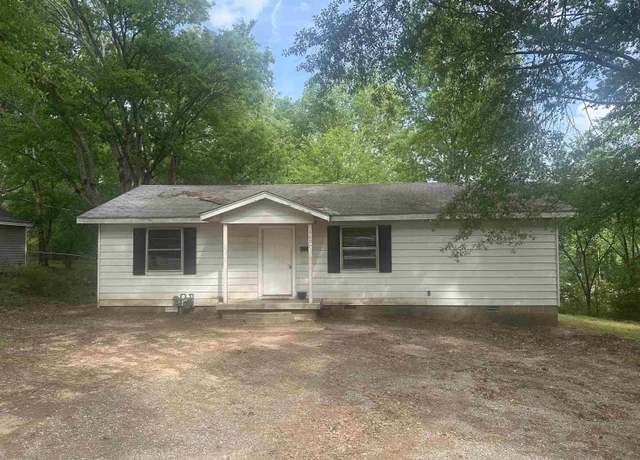 Property at 809 Palmer, Benton, AR 72019, 3 beds, 2 baths