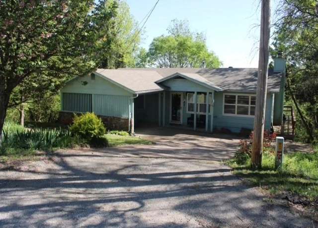 Property at 6 Cochise Cir, Cherokee Village, AR 72529, 4 beds, 2 baths