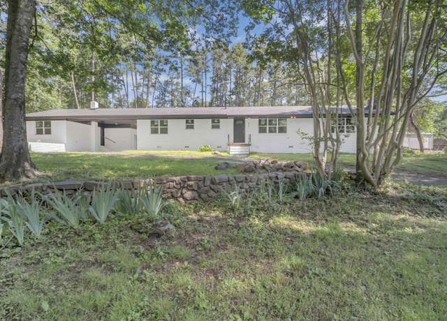 Property at 922 Scenic Dr, Perryville, AR 72126, 4 beds, 2 baths