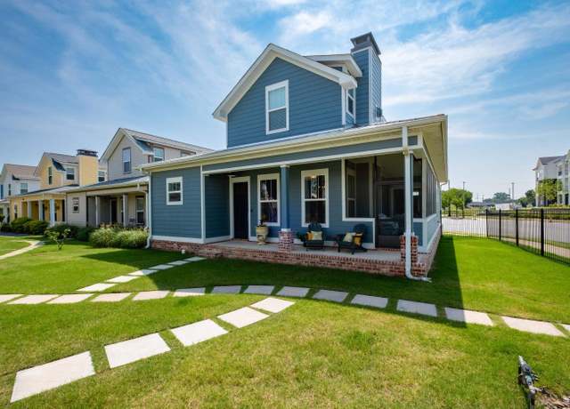 Property at 301 Parker St, North Little Rock, AR 72114, 3 beds, 2.5 baths