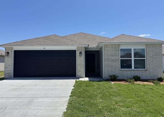 Property at 16 Fallen Oak Dr, Conway, AR 72032, 3 beds, 2 baths