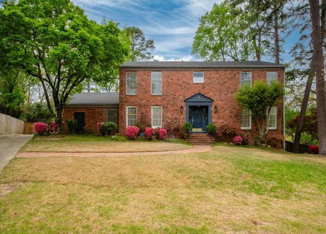 Property at 3 Biscayne Ct, Little Rock, AR 72227, 4 beds, 2.5 baths