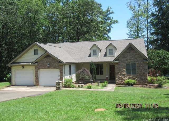 Property at 333 Kip Ln, Clinton, AR 72031, 3 beds, 2 baths