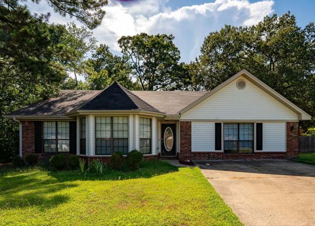 Property at 297 Southwick Cv, Conway, AR 72034, 3 beds, 2 baths