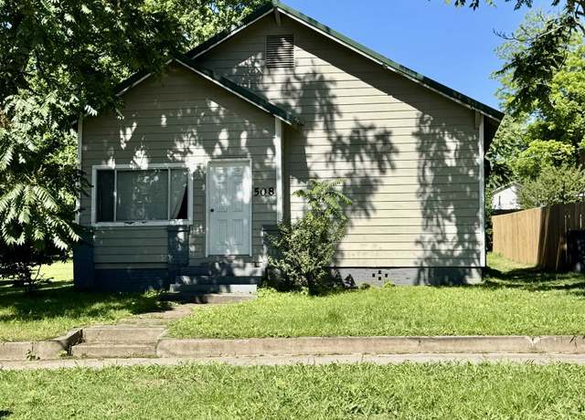 Property at 508 N Pruett St, Paragould, AR 72450, 2 beds, 1 bath