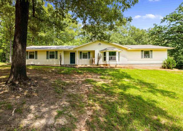 Property at 8100 Oakview Dr, Hensley, AR 72065, 3 beds, 3 baths