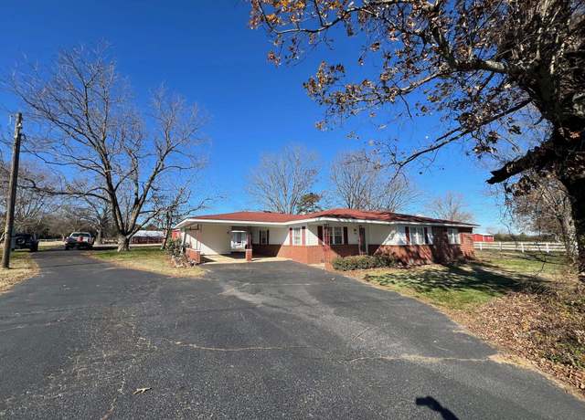 Property at 6404 Hwy 9, Clinton, AR 72031, 3 beds, 2 baths