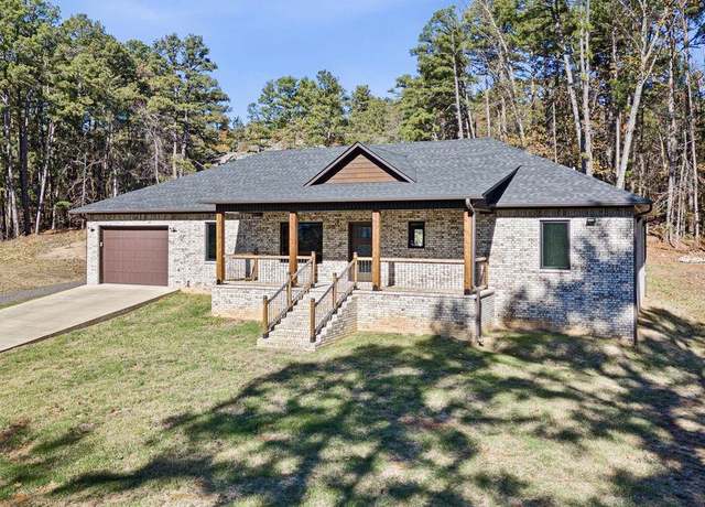 Property at 70 Lake Ridge Dr, Russellville, AR 72802, 3 beds, 2 baths