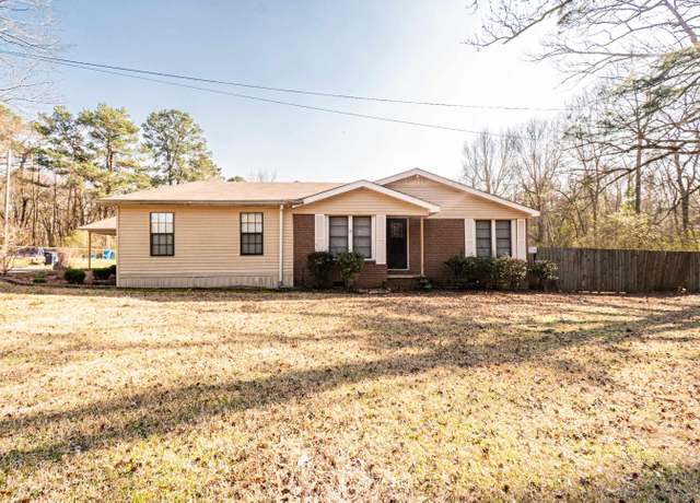 Property at 601 W Padgett Rd, El Dorado, AR 71730, 5 beds, 2 baths