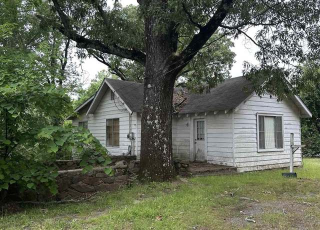 Property at 804 E Lee Ave, Sherwood, AR 72120, 1 bed, 1 bath
