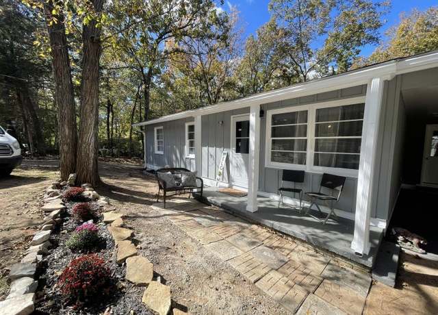 Property at 72 Arrowhead Dr, Cherokee Village, AR 72529, 2 beds, 2 baths